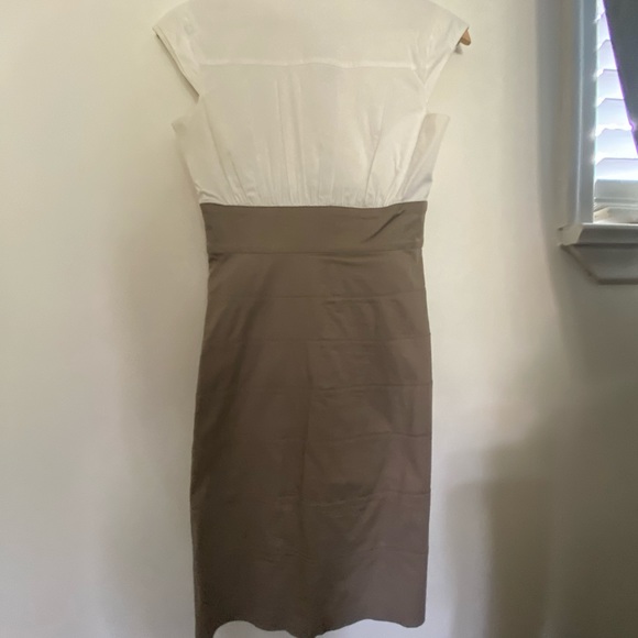 Ruffle and fitted bottom Max and Cleo dress, size2 - Picture 2 of 8